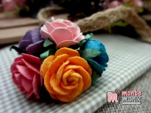 bunga-mawar-kertas-2,5-cm