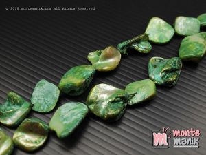 12 Pcs manik kerang nugget hijau (MNKG-09)