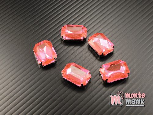4 pcs Aplikasi Diamond Persegi Hot Pink 1,3 x 1,8 cm (DMD-077)